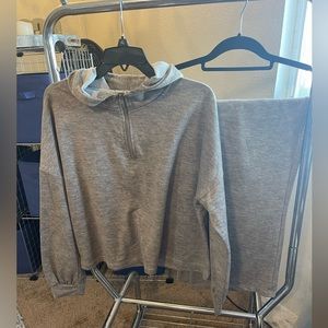 XL Wide Leg pants with Cropped Hoodie